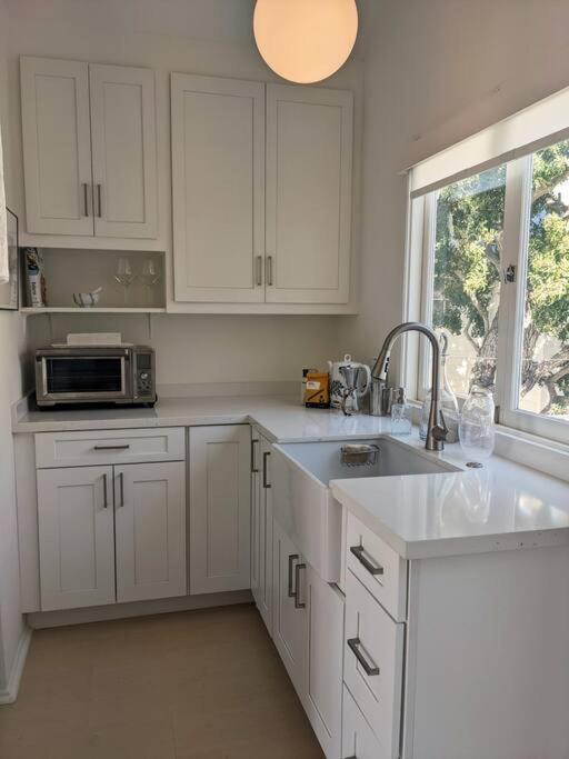 Venice Canals & Beach Guest House Los Angeles Exterior photo
